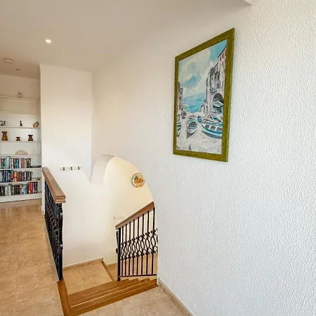 Acebo With Private Swimming Pool In Villa Nerja