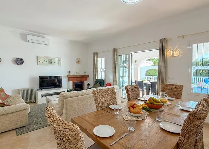 Acebo With Private Swimming Pool In Villa