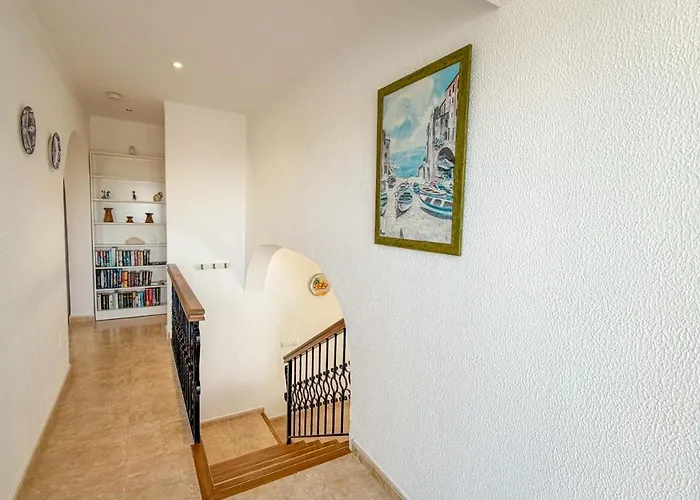 Acebo With Private Swimming Pool In Villa Nerja