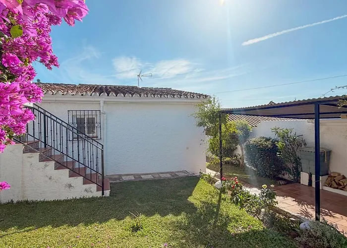 Villa Acebo With Private Swimming Pool In Nerja