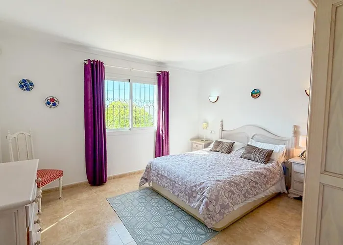 Willa Acebo With Private Swimming Pool In Nerja